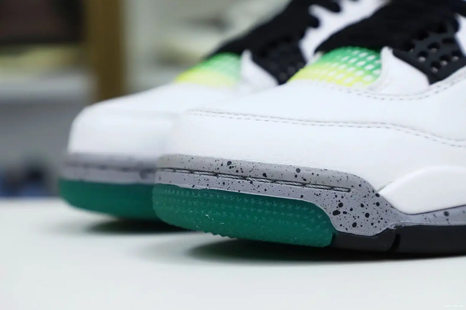 JORDAN 4 WMNS Kimikick AIR RETRO 'RAST 0811